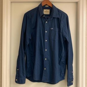 Hollister mens button down navy long sleeve shirt. Size large.